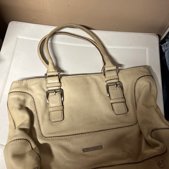 Michael Kors purse - Picture 8 of 8